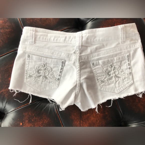 Rue21 Pants - Low rise Shorty shorts - white jean 34” hip/lower waist as it sits lower.   9/10